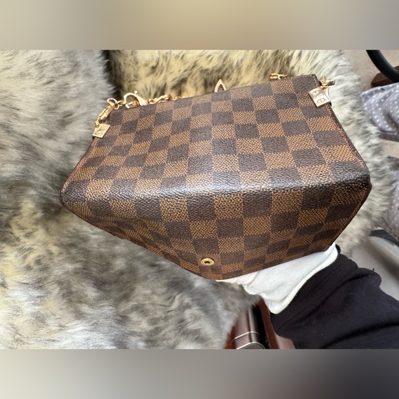 Louis Vuitton damier 
Vintage Sarah Wallet converted Crossbody - Picture 13 of 15